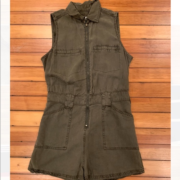 Abercrombie & Fitch Pants - Abercrombie & Fitch cargo jumpsuit